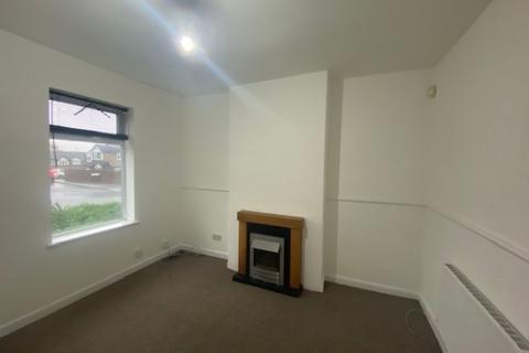 2 bedroom terraced house to rent, Kimberworth Road, Kimberworth, S61 1HH
