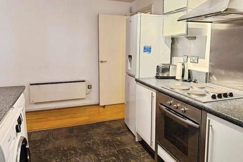 2 bedroom flat to rent, City Gate, 1 Blantyre Street, Castlefield, Manchester, M15