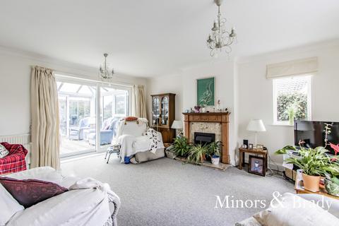 16 Bilney Road, Gressenhall, Dereham, NR20 4EG