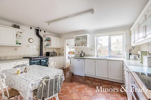 16 Bilney Road, Gressenhall, Dereham, NR20 4EG