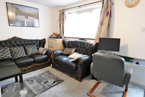 35 Stone Crescent, Feltham, TW14 9PH
