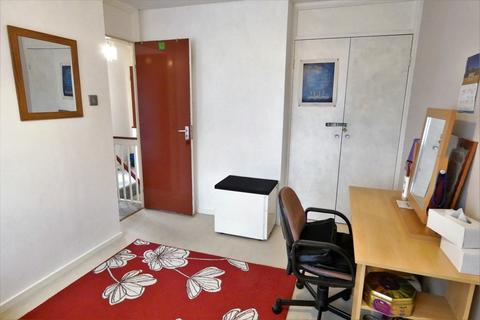 35 Stone Crescent, Feltham, TW14 9PH
