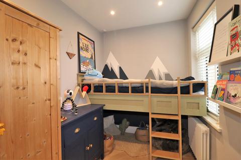 59 Beauchamp Road, West Molesey, KT8 2PG