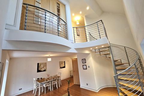2 bedroom end of terrace house to rent, Queen's Lane South, City Centre, Aberdeen, AB15
