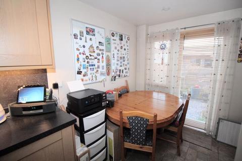 4 Bembridge Close, Southampton, SO16 3EL