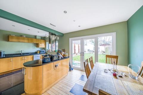 2a Broomhall Road, South Croydon, CR2 0PX