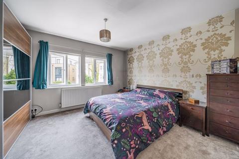 2a Broomhall Road, South Croydon, CR2 0PX