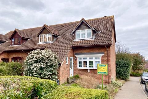 3 bedroom end of terrace house for sale, Knights Manor Way, Dartford