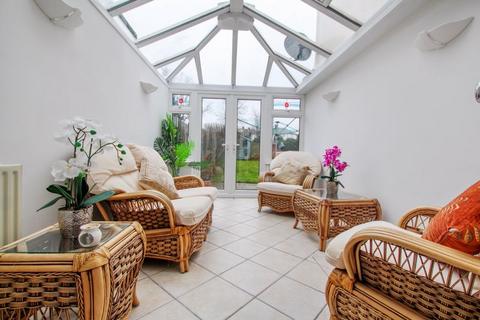 320 Hurst Road, Bexley, DA5 3LF
