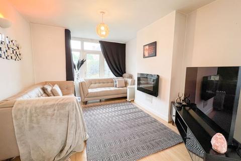 3 bedroom semi-detached house for sale - Banners Gate Road, Sutton Coldfield, B73 6TZ