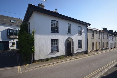 3 bedroom end of terrace house for sale, 18 Fore Street, Moretonhampstead, Devon