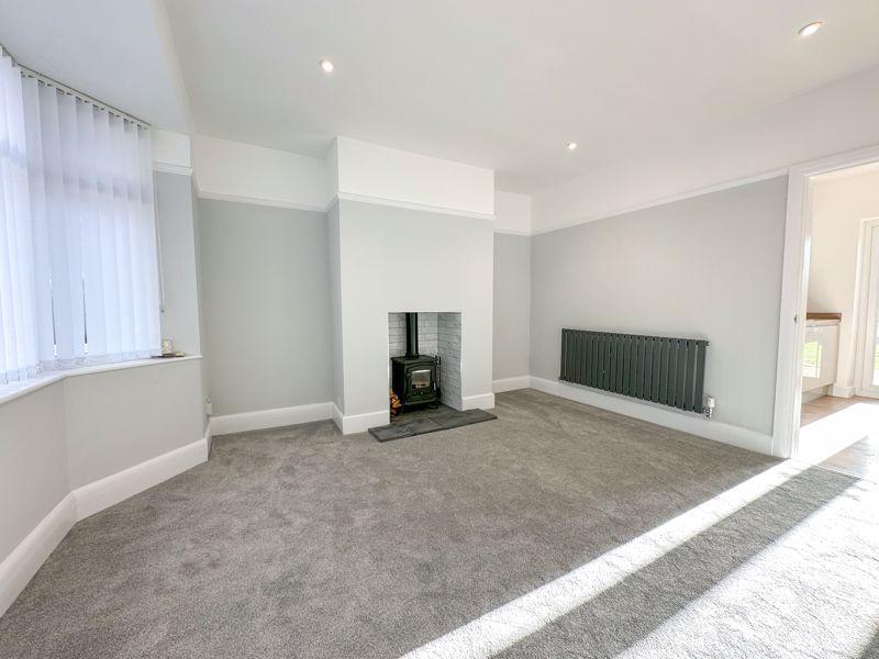 Brown Lees Road, Brown Lees, ST8 6PH 3 bed semidetached house £197,500