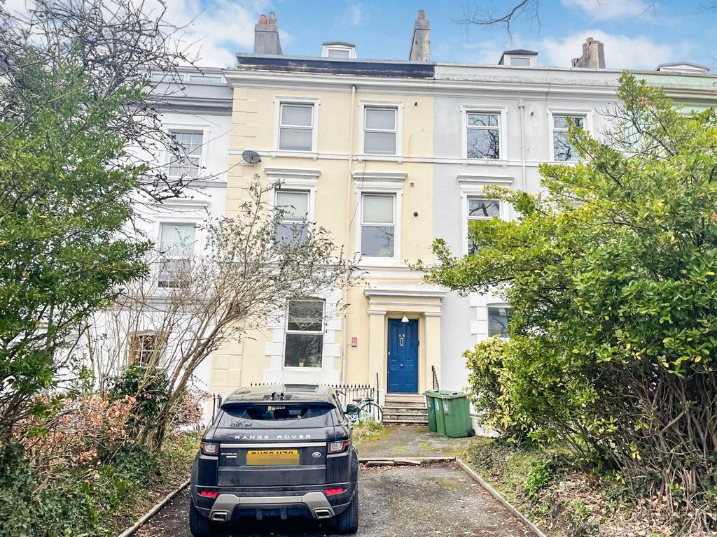 North Road East, Plymouth, PL4 6 bed block of apartments for sale £