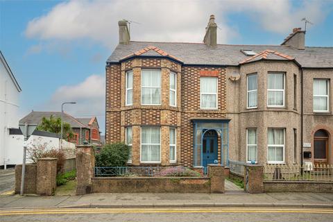 4 bedroom end of terrace house for sale, Bangor Street, Y Felinheli, Gwynedd, LL56