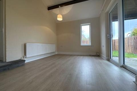 1 bedroom apartment to rent, Earl Street, Tredegar