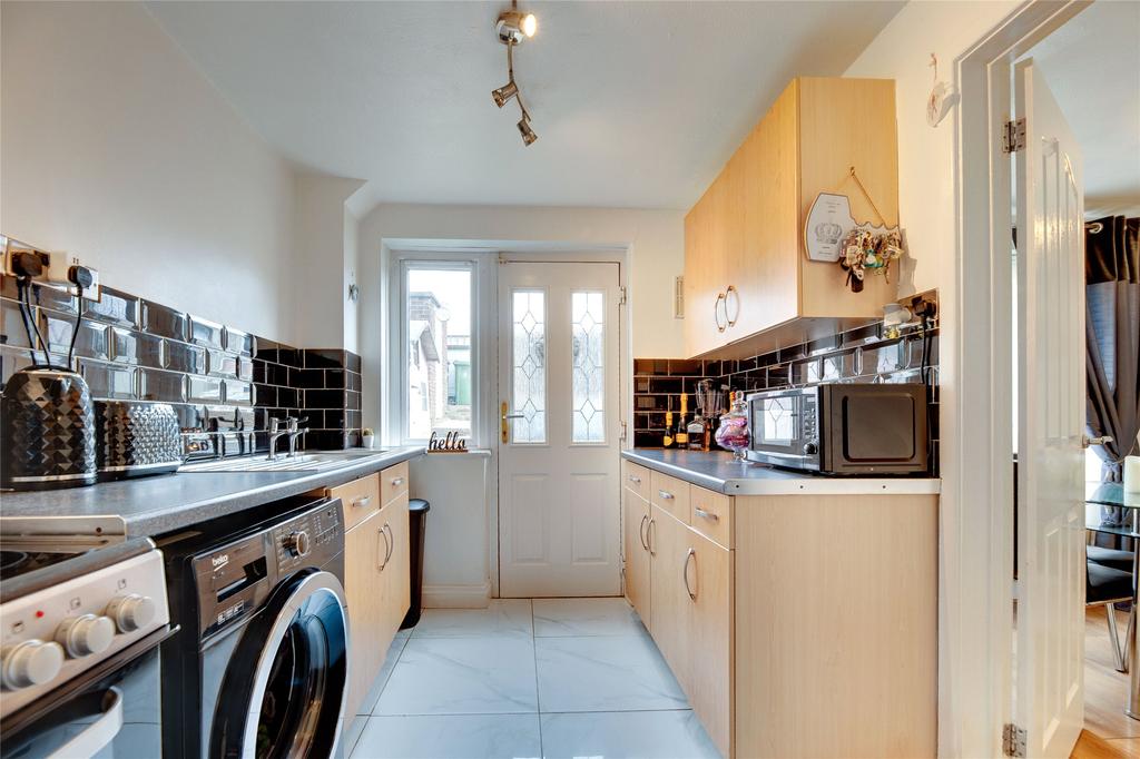 Lowick Close, Vigo, Birtley, DH3 2 bed semidetached house for sale £