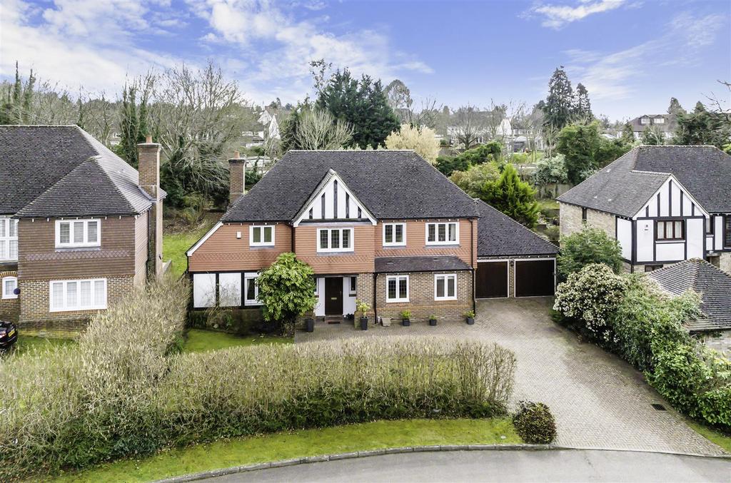 Claremount Gardens, Epsom 5 bed detached house for sale £1,275,000