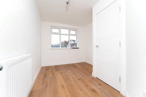 1 bedroom flat to rent, Whitehawk Road, Brighton, East Sussex, BN2