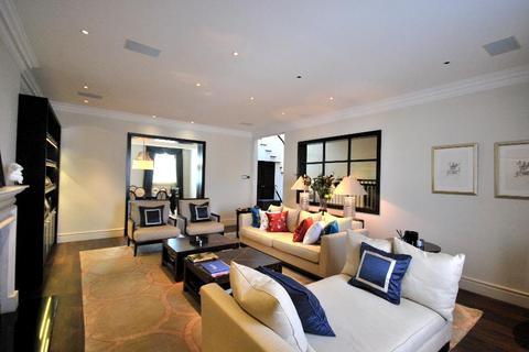 3 bedroom apartment to rent, EATON PLACE, BELGRAVIA, SW1X