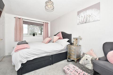22 Upper Park Road, Belvedere, DA17 6EW