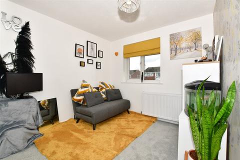 22 Upper Park Road, Belvedere, DA17 6EW