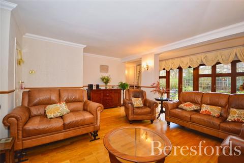23 Brook Road, Romford, RM2 5QS