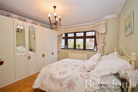23 Brook Road, Romford, RM2 5QS