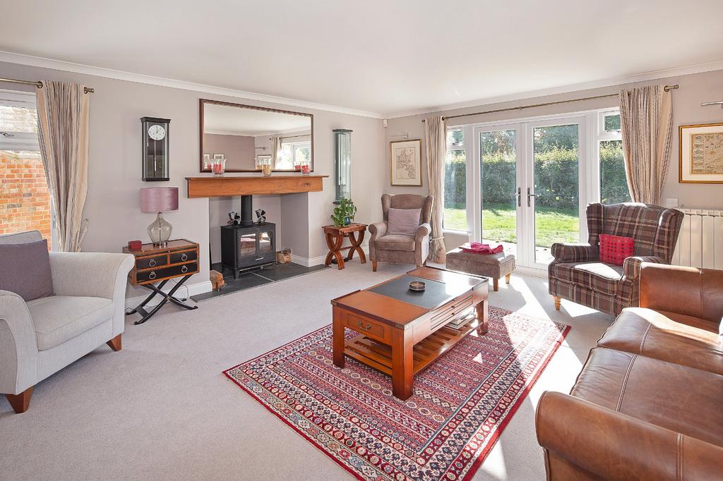 Main Street, Clanfield, Bampton, Oxfordshire, OX18 5 bed detached house