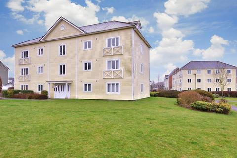 34 Alisander Close, Snodland, ME6 5SH