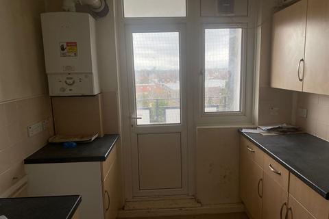 25 Victor Court, Hornchurch, RM12 4XF