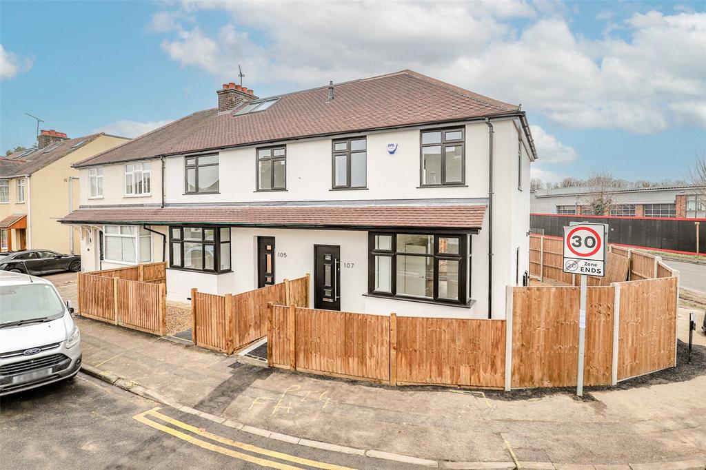 Cambridge Road, St. Albans... 2 bed end of terrace house £475,000