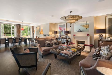 6 bedroom detached house for sale, Holland Villas Road, Holland Park, London, W14