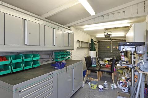 51 Swyncombe Avenue, London, W5 4DR