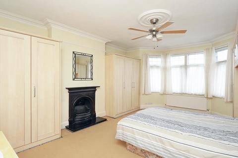 51 Swyncombe Avenue, London, W5 4DR