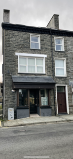 4 bedroom apartment to rent, High Street, Blaenau Ffestiniog LL41