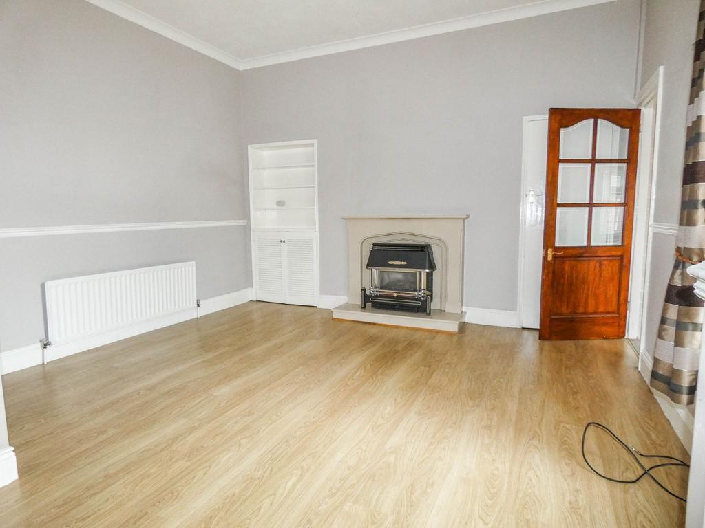 Belgrave Crescent, Blyth... 2 bed flat £94,950