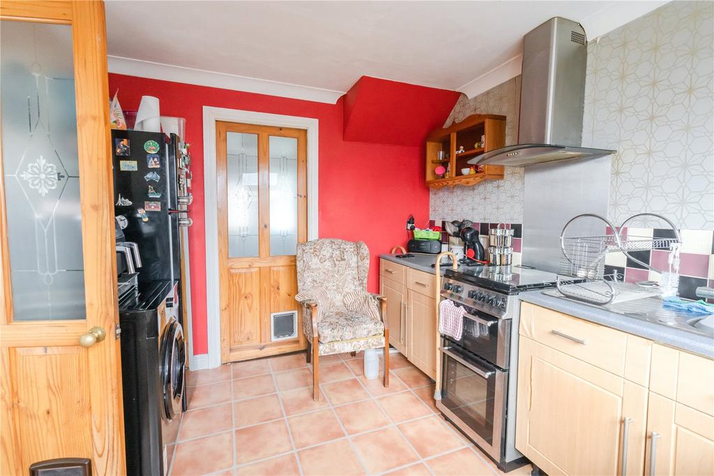 Kitchen (2)