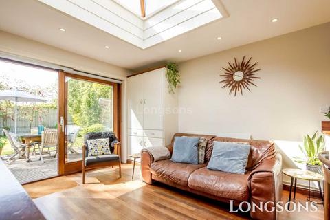 8 The Avenue, Necton, Swaffham, PE37 8EP