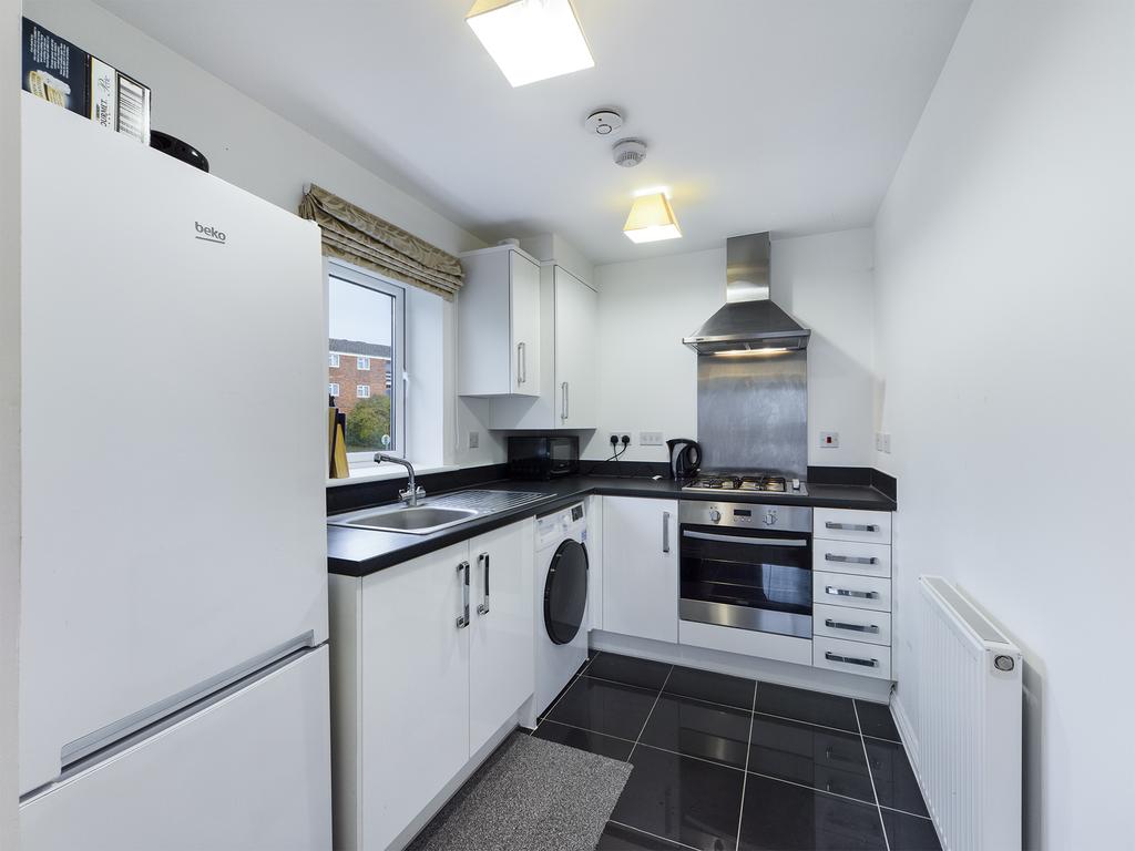 Mallory Road, Basingstoke, RG24 1 bed flat £160,000