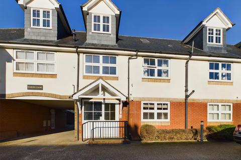 Soper Grove, Basingstoke, RG21