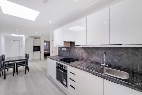 undefined, London Road, London