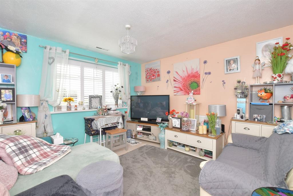 Sunningdale Gardens, Bognor Regis... 3 bed detached bungalow £335,000