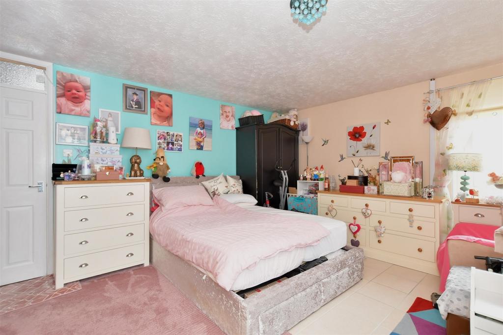 Lounge (Used As Bedroom)
