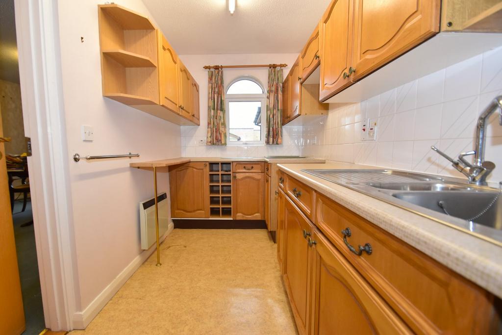 Parsonage Court, Hull, Taunton, Somerset, TA1 2 bed flat for