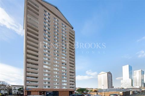 3 bedroom apartment for sale, Midship Point, The Quarterdeck, Isle Of Dogs, E14