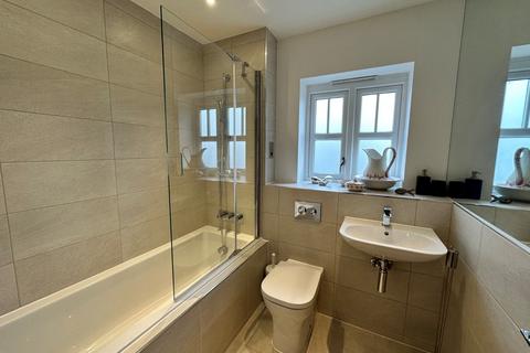 7 Elizabeth Place, Eton Wick, Windsor, SL4 6LP