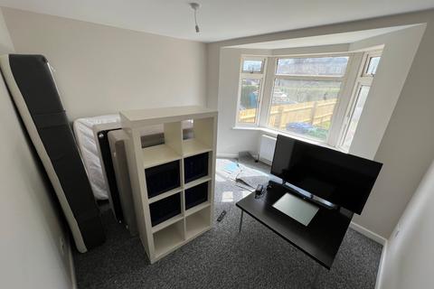 4 bedroom terraced house to rent - Campbell Road, Oxford, Oxfordshire, OX4