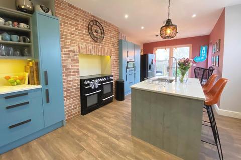 3 Dover Road, Walmer, Deal, CT14 7HR