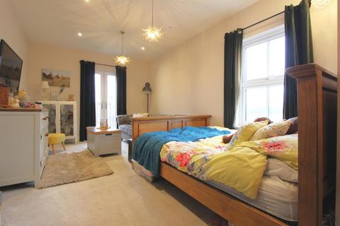 3 Dover Road, Walmer, Deal, CT14 7HR