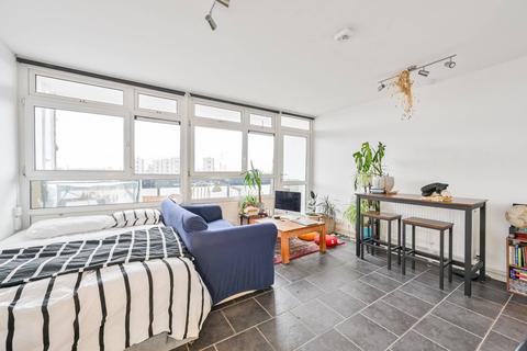 Flat 40, Silverburn House Lothian Road, London, SW9 6TY